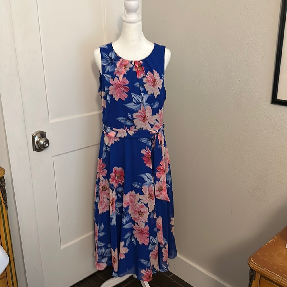 Blue & pink floral print dress with zip up back